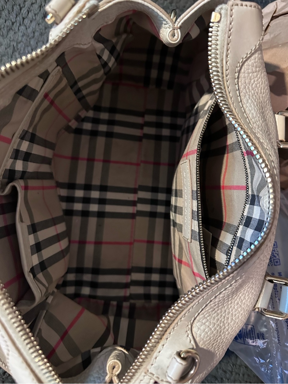 Burberry Pebbled Leather Satchel in Off-White - Picture 8 of 17